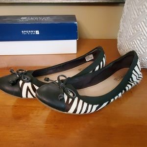 Sperry Top-Sider flats